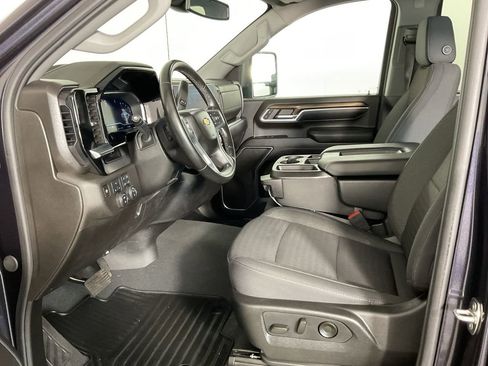Used 2024 Chevrolet Silverado 2500 LT w/ All Star Edition image 17