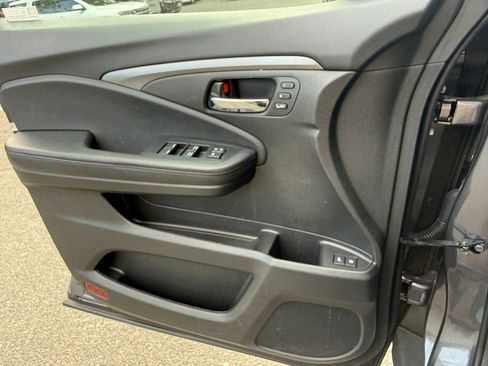 Used 2022 Honda Pilot Special Edition image 24