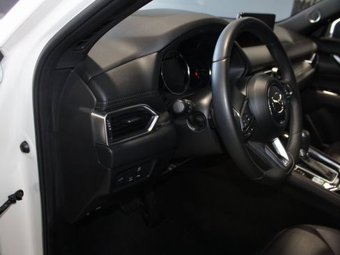 Used 2023 MAZDA CX-5 Signature image 11