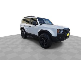 Used 2025 Toyota Land Cruiser video 2