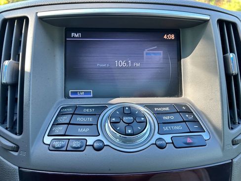 Used 2012 INFINITI G37 Journey w/ Premium Pkg image 21