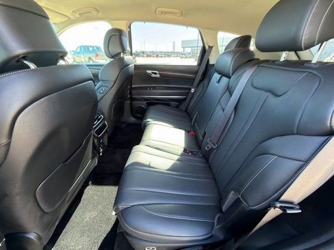 Used 2024 Genesis GV80 2.5T image 27