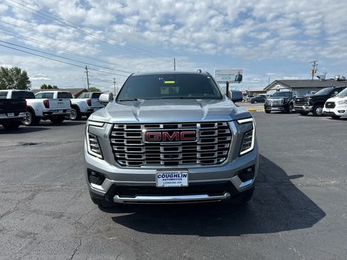 Certified 2025 GMC Yukon Denali AWD/4WD image 8