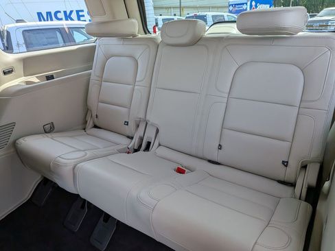Certified 2021 Lincoln Navigator Reserve AWD/4WD image 15