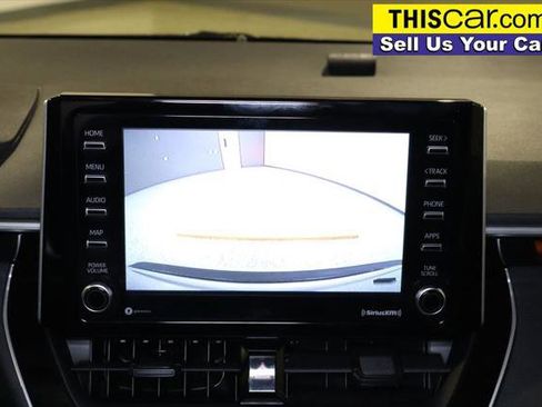 Used 2021 Toyota Corolla LE image 20