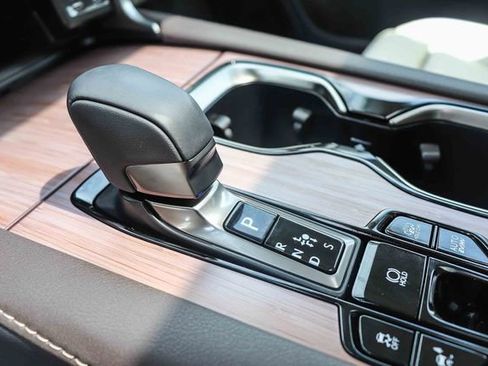 New 2026 Lexus RX 450h AWD image 27