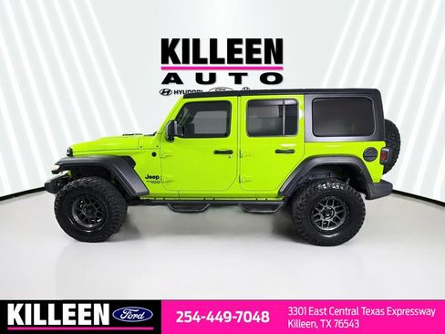Used 2021 Jeep Wrangler Unlimited Sport AWD/4WD image 4