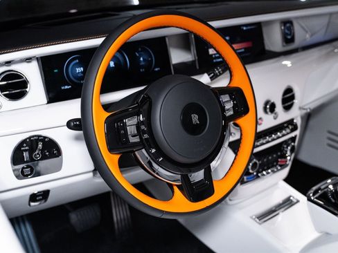 Used 2026 Rolls-Royce Phantom Sedan image 29