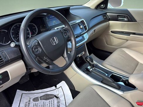 Used 2015 Honda Accord EX-L image 12