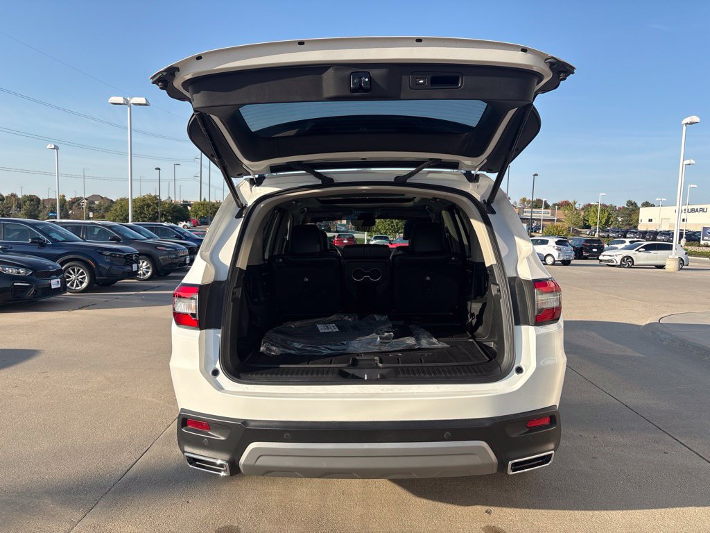 Used 2025 Honda Pilot Elite image 43