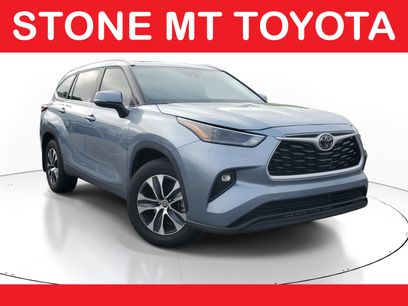 Used 2024 Toyota Highlander XLE