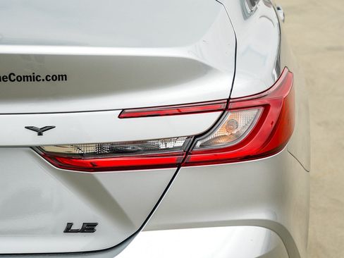 Used 2025 Toyota Camry LE FWD image 8