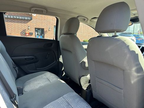 Used 2020 Chevrolet Sonic LT FWD image 17