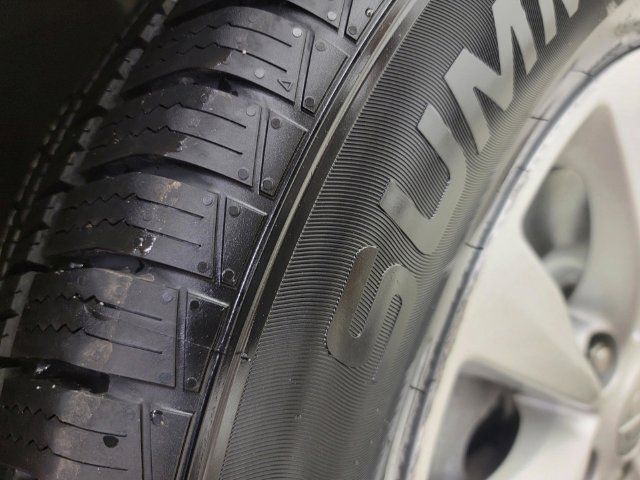 Used 2017 Chrysler Pacifica Touring-L FWD image 11