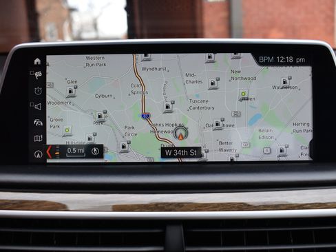 Used 2019 BMW 750i 750i Sedan w/ Executive Package image 28