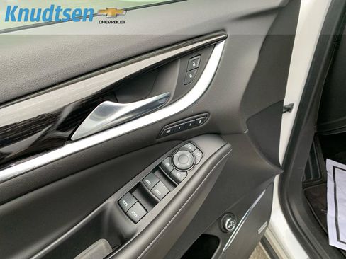 Used 2019 Buick Enclave Avenir w/ Avenir Technology Package image 20