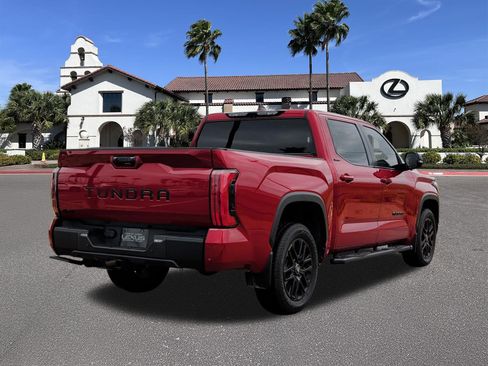 Used 2025 Toyota Tundra Limited AWD/4WD image 2