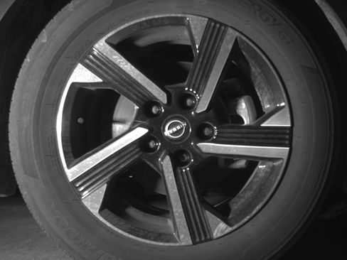 Used 2025 Nissan Sentra SV FWD image 13