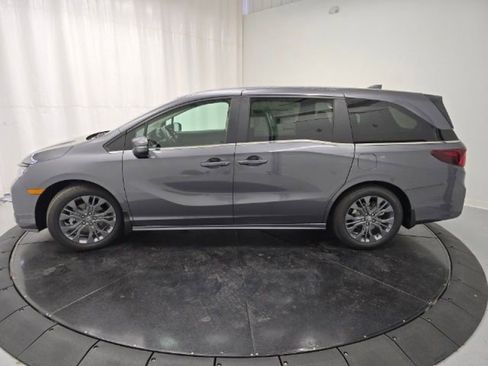 New 2026 Honda Odyssey Touring image 27