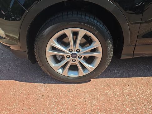 Used 2019 Ford Escape SEL FWD image 25