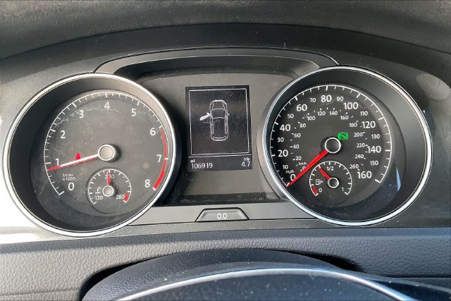 Used 2018 Volkswagen Golf S FWD image 17