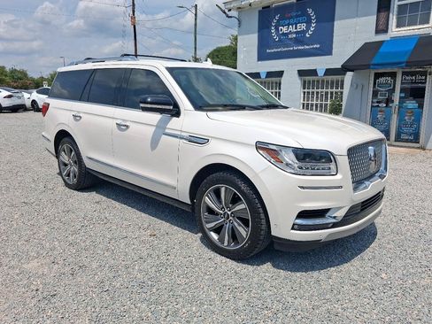 Used 2018 Lincoln Navigator Reserve w/ Technology Package AWD/4WD image 7