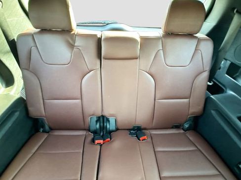 Used 2023 Kia Telluride EX w/ EX Captain's Chair Package image 31