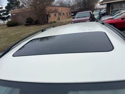 Used 2011 Mercedes-Benz ML 350 4MATIC image 14