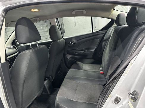 Used 2016 Nissan Versa SV FWD image 18