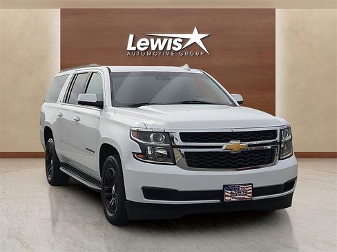 Used 2020 Chevrolet Suburban LT image 6