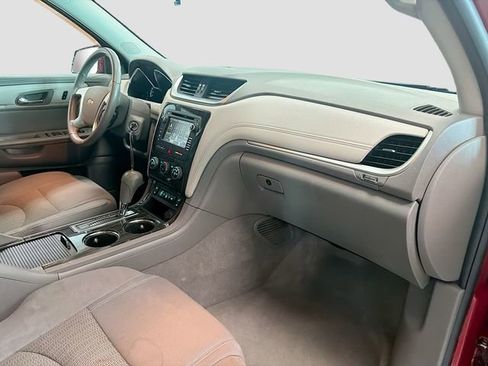 Used 2014 Chevrolet Traverse LT w/ All-Star Edition image 28