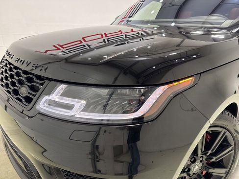 Used 2020 Land Rover Range Rover Sport HST image 11