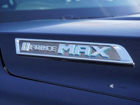 New 2025 Toyota Tundra Platinum image 7