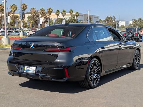 New 2026 BMW 740i w/ Premium Package RWD image 6