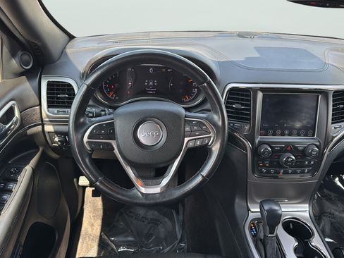 Used 2018 Jeep Grand Cherokee High Altitude AWD/4WD image 16
