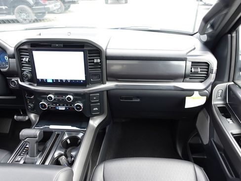 Used 2025 Ford F150 Lariat AWD/4WD image 42