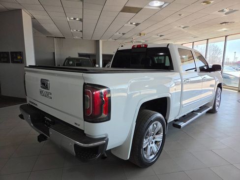 Used 2017 GMC Sierra 1500 SLT image 9