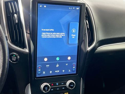 Used 2023 Ford Edge Titanium image 28