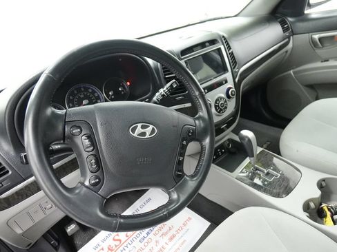 Used 2009 Hyundai Santa Fe GLS w/ Premium Pkg 3 FWD image 12