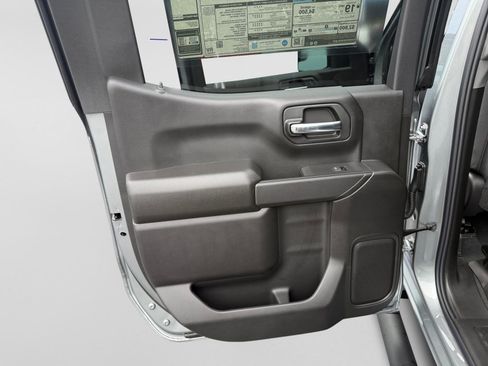 New 2026 Chevrolet Silverado 1500 Custom w/ LPO, Dark Essentials Package AWD/4WD image 20