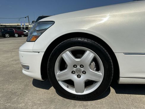Used 2006 Lexus LS 430 RWD image 13