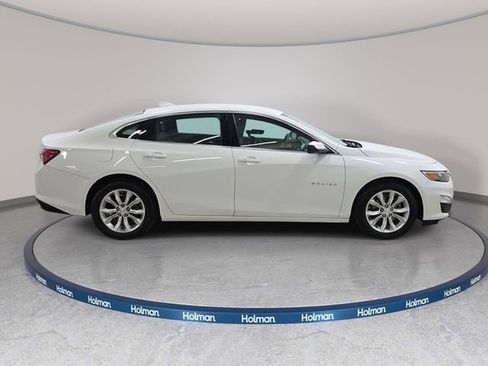 Used 2021 Chevrolet Malibu LT FWD image 5