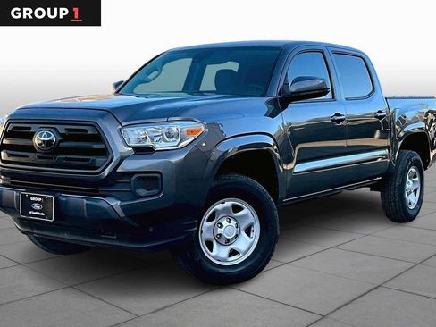 Used 2019 Toyota Tacoma SR image 1