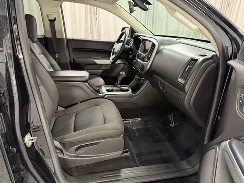 Used 2016 Chevrolet Colorado LT w/ LT Convenience Package image 7