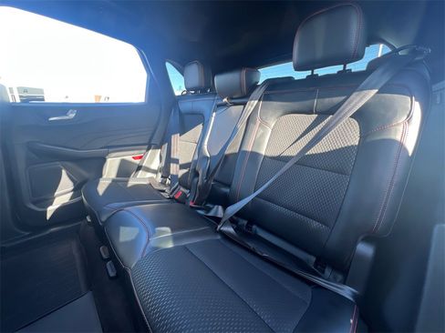 Used 2025 Ford Escape ST-Line Elite image 29