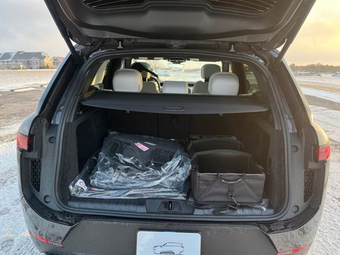 New 2026 Land Rover Range Rover Sport SE image 20