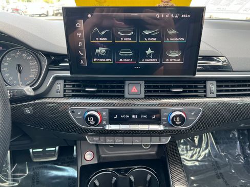 Used 2022 Audi S5 Premium w/ Convenience Package AWD/4WD image 36