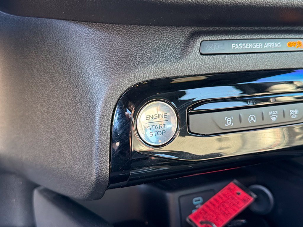Used 2023 Ford Escape ST-Line w/ Tech Pack #1 FWD image 21