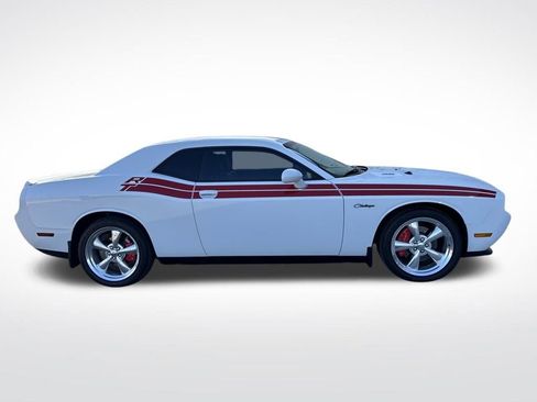 Used 2012 Dodge Challenger R/T image 7
