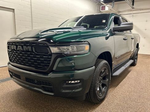 New 2026 RAM 1500 Express AWD/4WD image 5